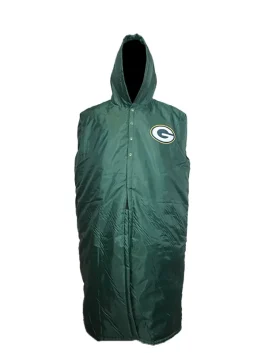 A dark green NFL Sideline Cape Coat featuring the Green Bay Packers "G" logo and a hooded collar.