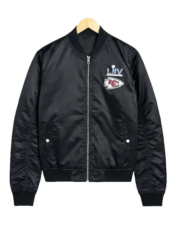 The History of the Iconic Leather Jacket: From War to Runway