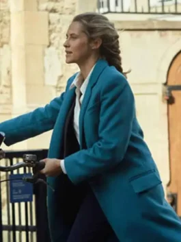 Discovery of Witches Coat – Iconic Style & Timeless Elegance