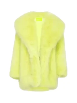 Sabrina Carpenter Fur Coat