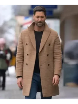 Ryan Eggold My Secret Santa Wool Coat. Elegant brown double-breasted overcoat worn