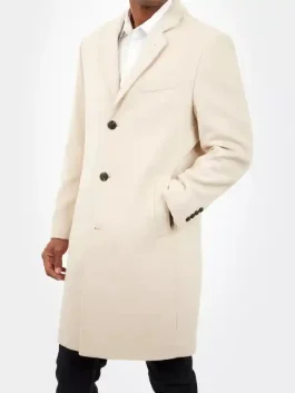 Side view of men’s beige London Fog coat 2026 showing long length and tailored sleeve fit.