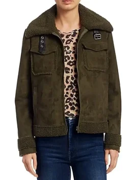 A cozy Chicago Fire S14 Miranda Rae Mayo Jacket with a soft shearling collar.