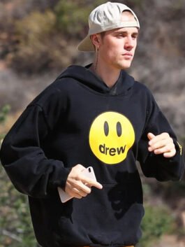 Los Angeles Drew Black Hoodie inspired by Justin Bieber’s oversized streetwear look.