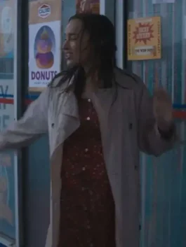 Phoebe Dynevor trench coat inspired by her Thrash 2026 movie look.