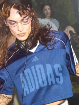 Sophie Xeon Adidas Stadium Mesh T Shirt in navy blue mesh with V neck collar and half sleeves