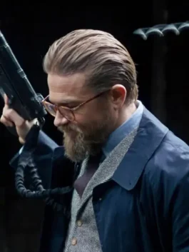 Charlie Hunnam The Gentlemen Coat in dark blue cotton with a polished collar and classic button front