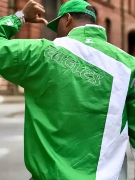 A professional Vinny Graham Philadelphia Eagles Homage Starter Jacket featuring a stand up collar and an insulating viscose lining.