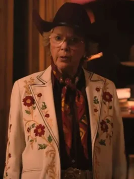 A premium white Dutton Ranch Beulah Jackson Floral Blazer crafted from cotton fabric with an elegant lapel collar.