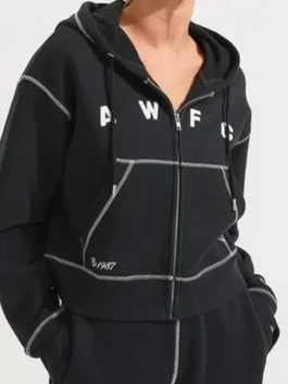 Arsenal AWFC Black Hoodie side view featuring a modern fit, premium fleece fabric, and sporty casual styling