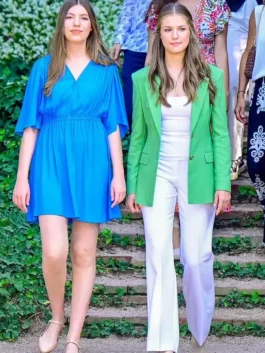 Full front profile of the green suiting fabric Princess Leonor Green Blazer highlighting five convenient storage pockets.