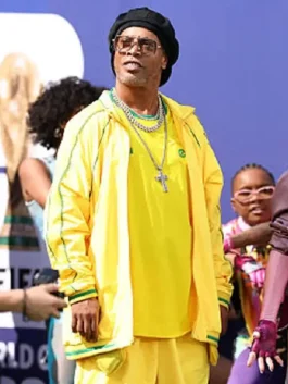 Full front view of the yellow polyester World Cup 2026 Final Ronaldinho Jacket highlighting the four spacious utility pockets.